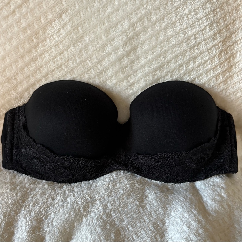 Black strapless VS bra with lace 32D